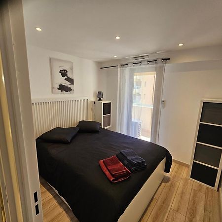 Beautiful 1 Bedroom Flat Nice Exterior foto