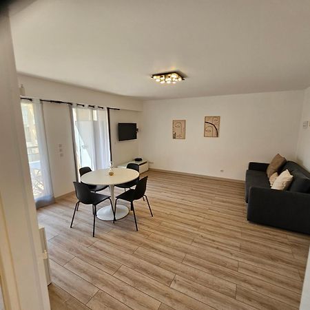 Beautiful 1 Bedroom Flat Nice Exterior foto