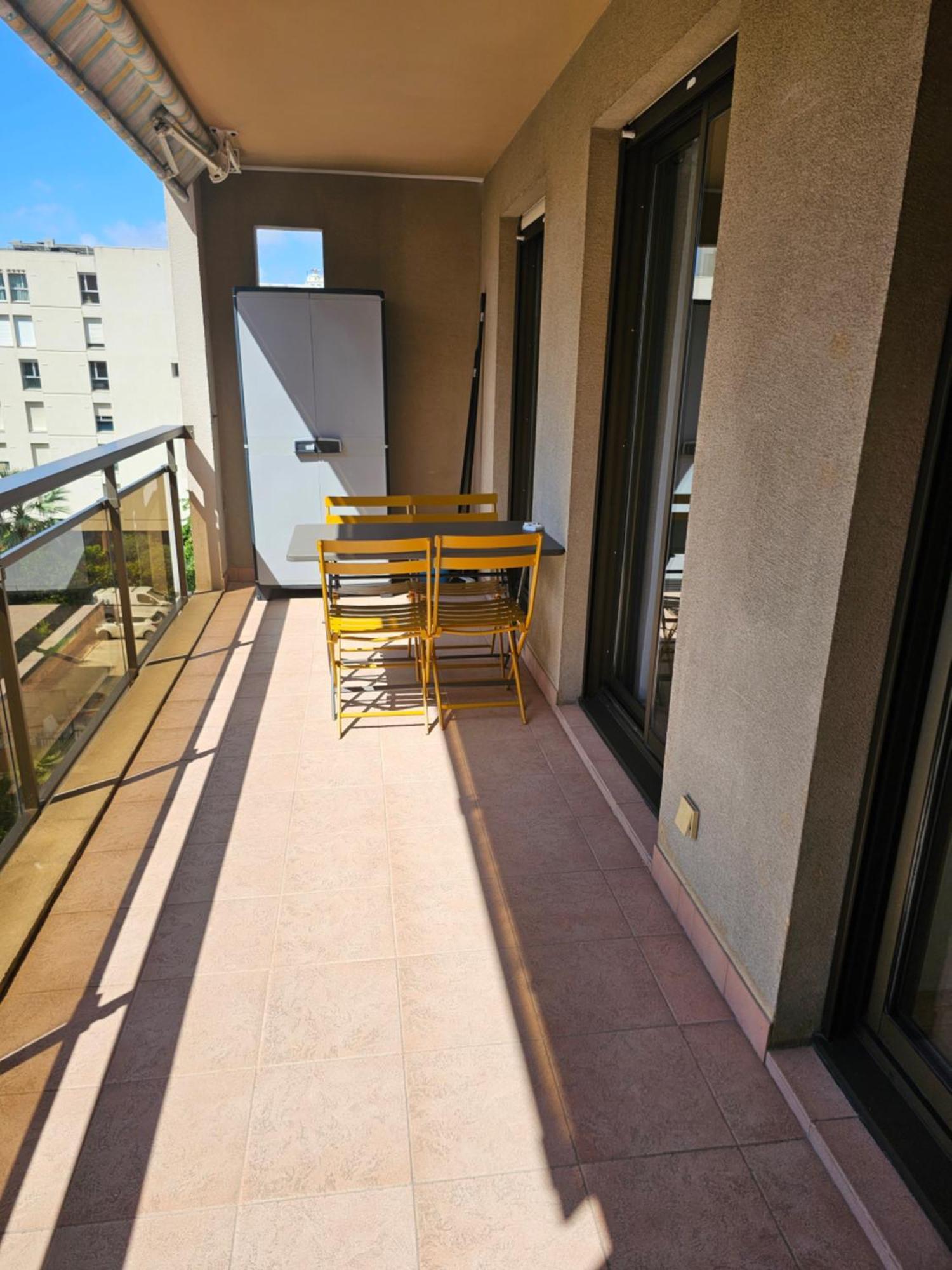 Beautiful 1 Bedroom Flat Nice Exterior foto
